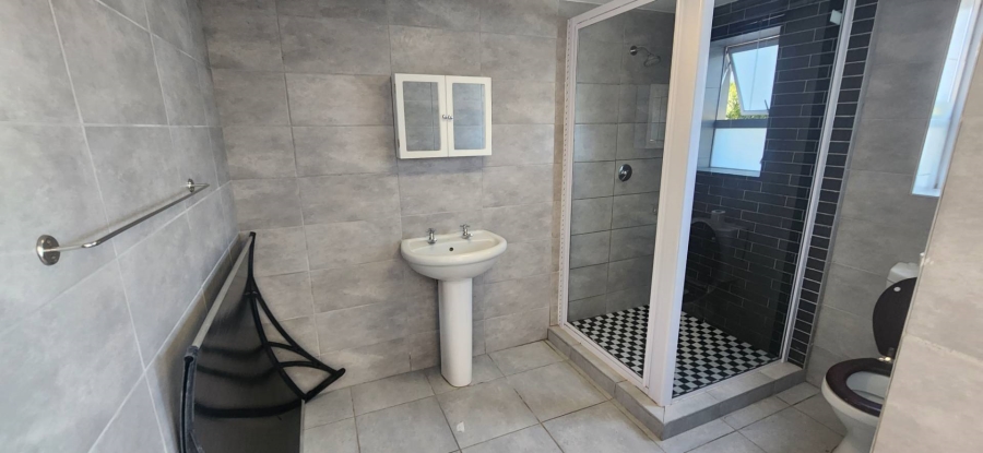 4 Bedroom Property for Sale in Great Brak River Western Cape
